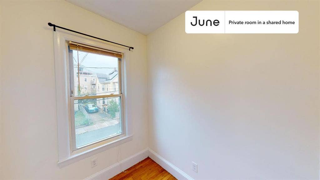 3 BR in Boston