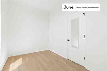 4 BR in Chicago
