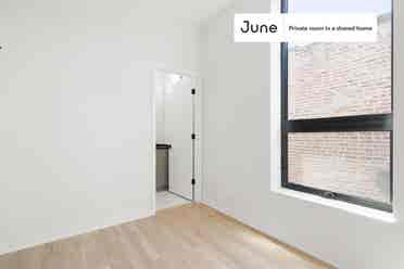 4 BR in Chicago