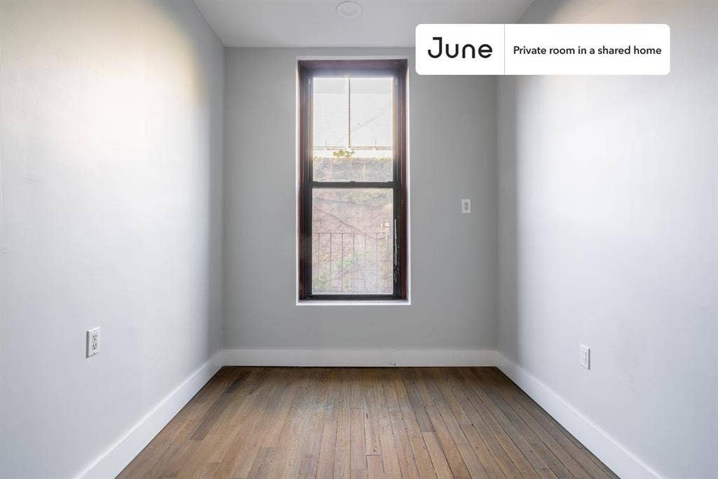 4 BR in New York City