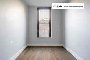 4 BR in New York City