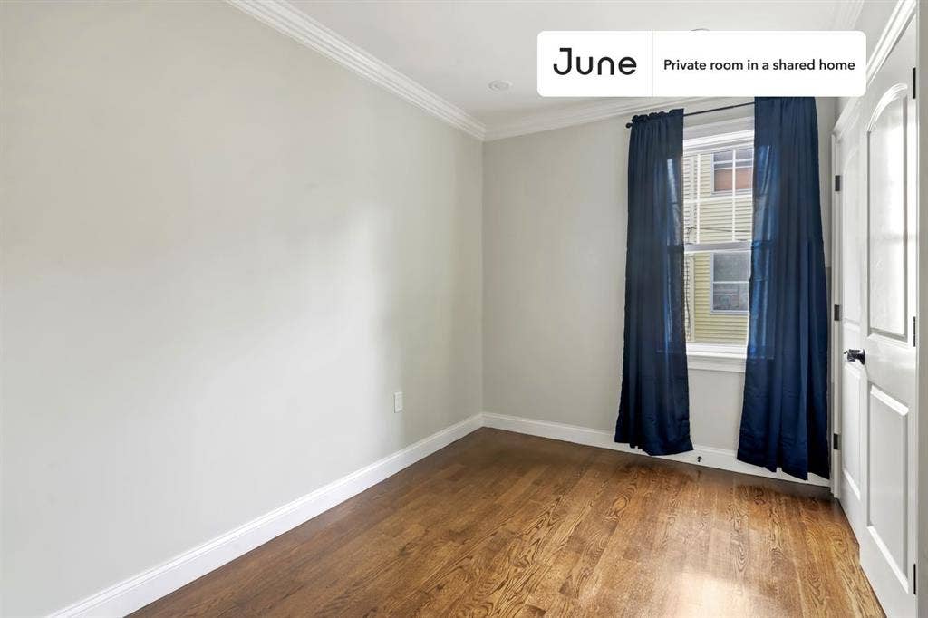 4 BR in Boston