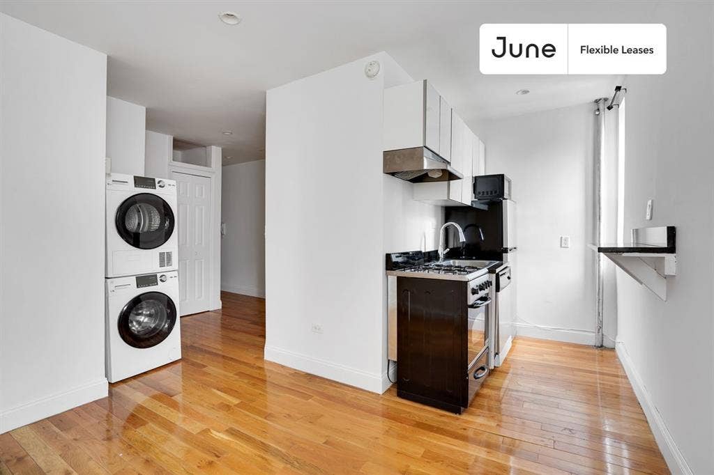 1 BR in New York City