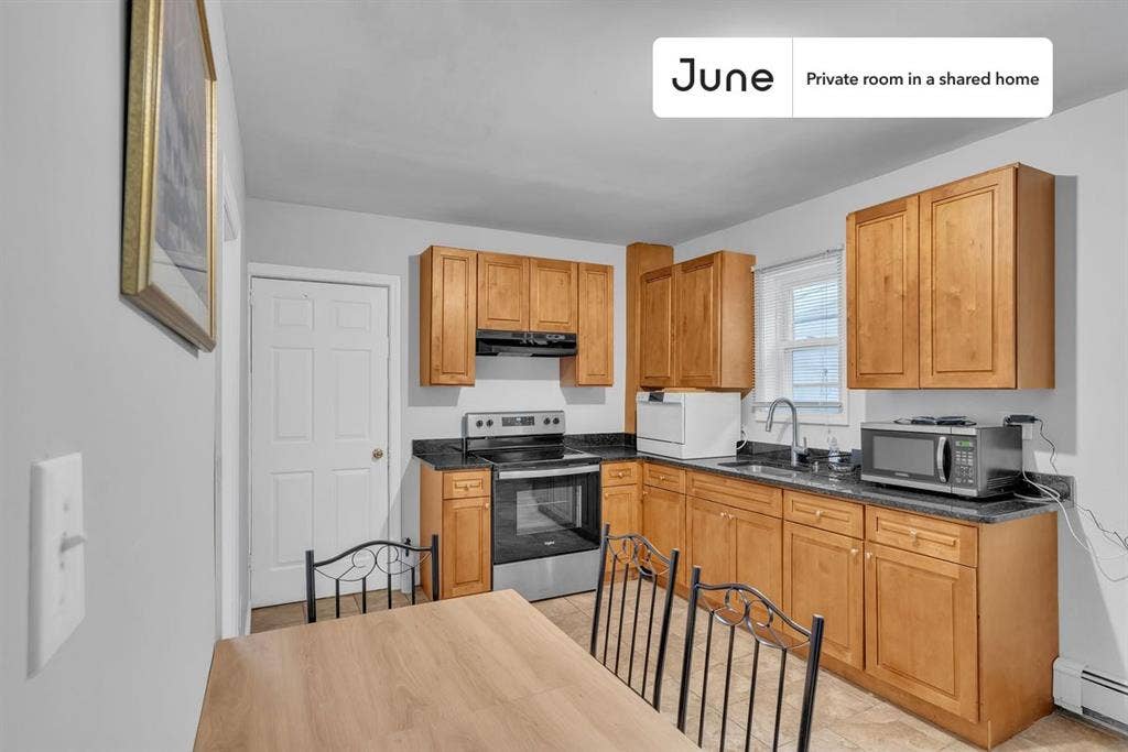 5 BR in Boston