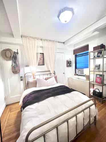 Room in Midtown for  
move-in!