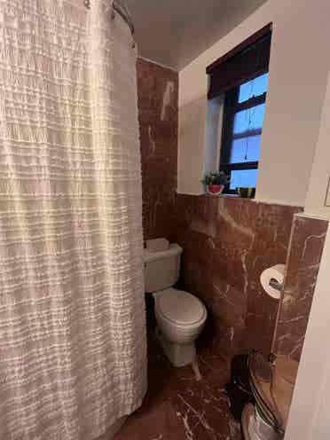 Room in Midtown for  
move-in!
