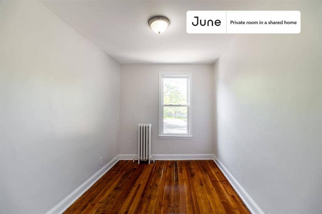 4 BR in Boston