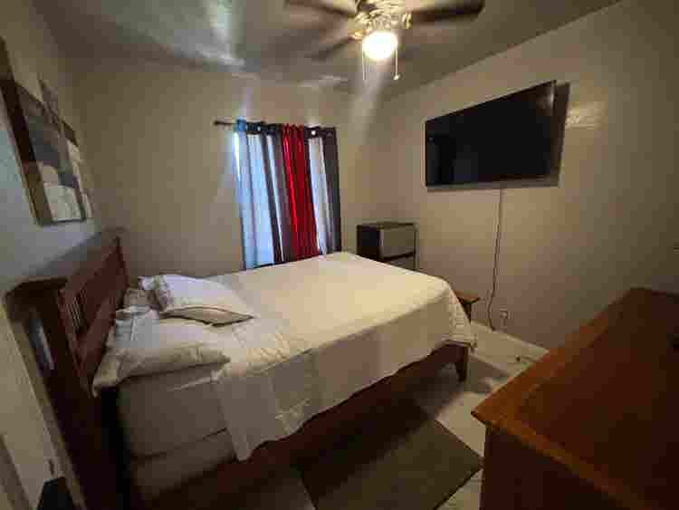 Room to rent month to month