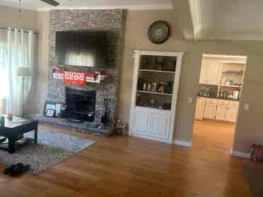 Master bedroom for rent.
