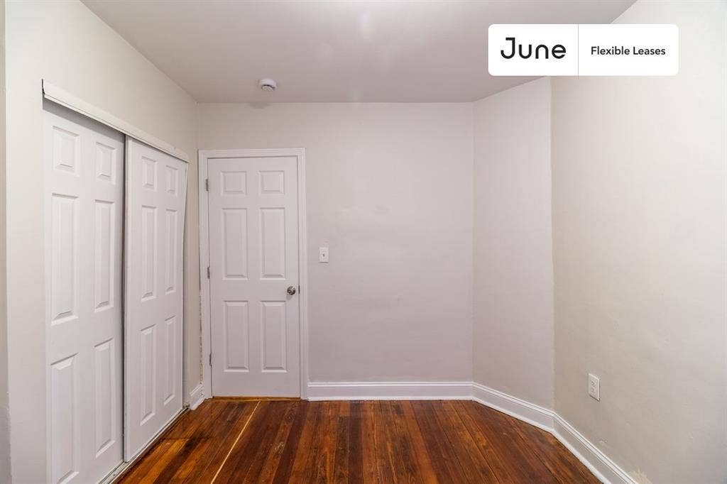 4 BR in Boston
