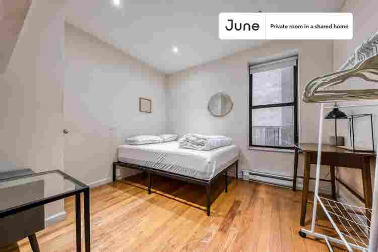 4 BR in New York City