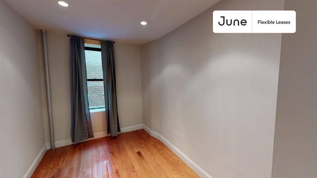 2 BR in New York City