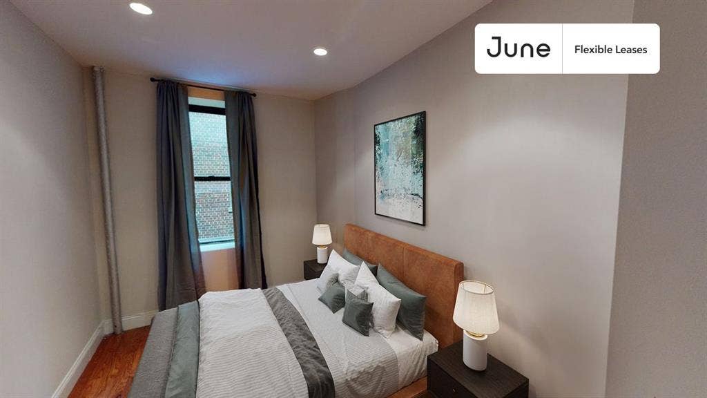 2 BR in New York City