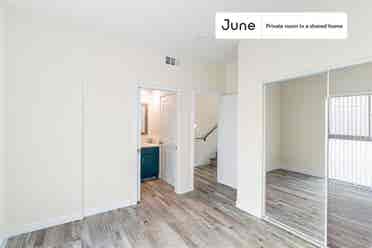 5 BR in Los Angeles