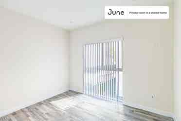 5 BR in Los Angeles