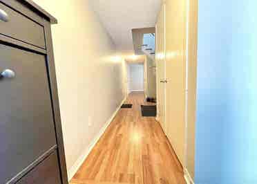 Large Master Bedroom for Rent