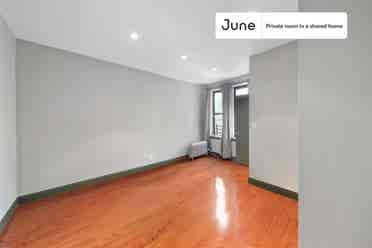 2 BR in New York City