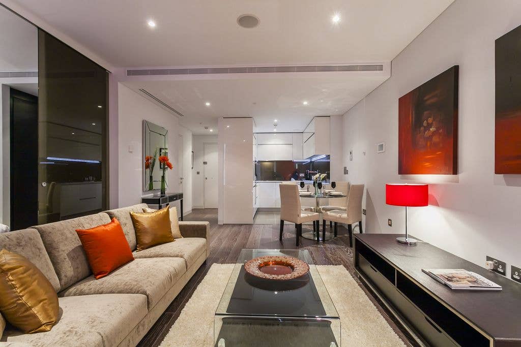 1 bed in the heart of East Village