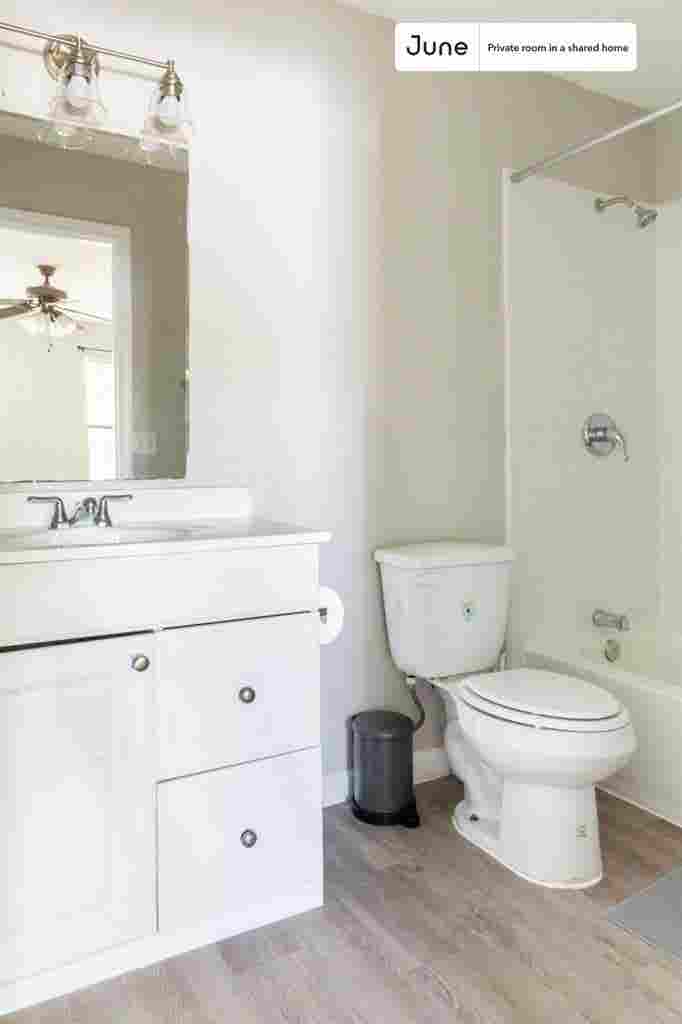 3 BR in Austin