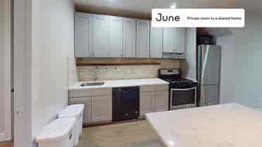 3 BR in New York City