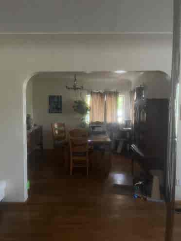 UNM/NOB HILL Room for rent