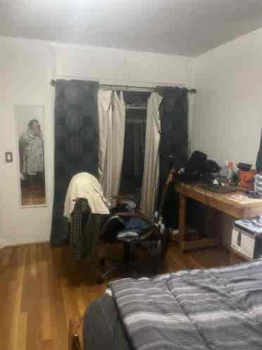 UNM/NOB HILL Room for rent