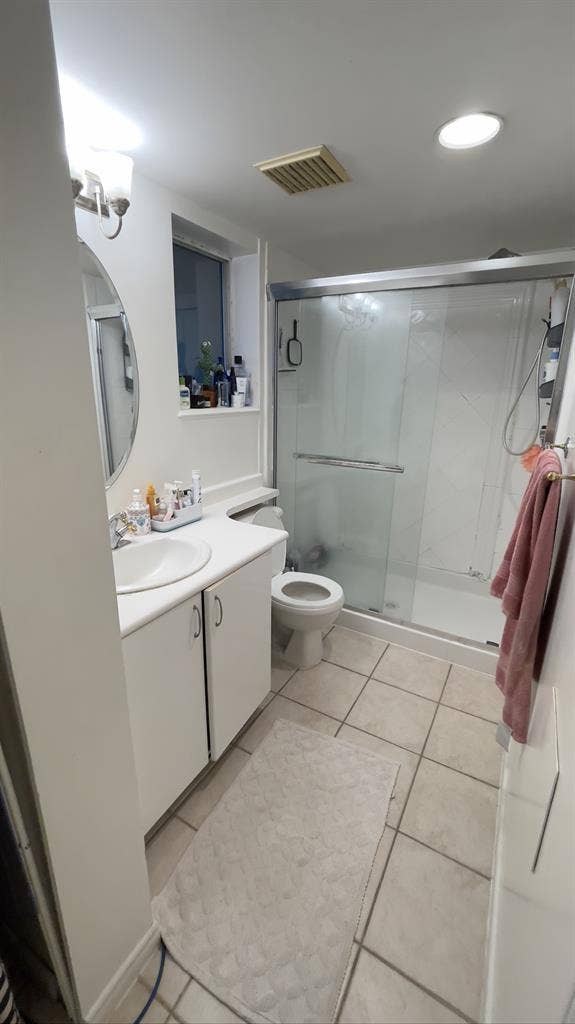 For rent in the heart of Yaletown