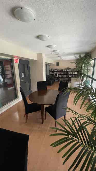 For rent in the heart of Yaletown