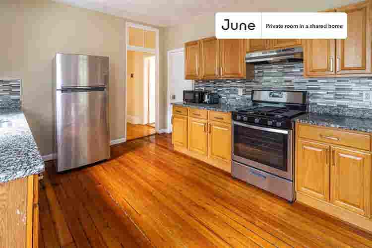 4 BR in Boston