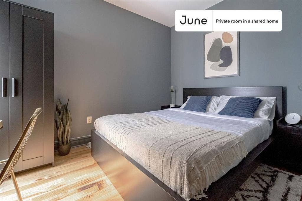 4 BR in New York City