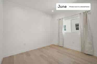 5 BR in Los Angeles