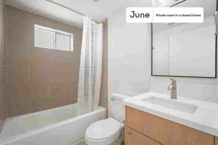 5 BR in Los Angeles