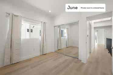 5 BR in Los Angeles