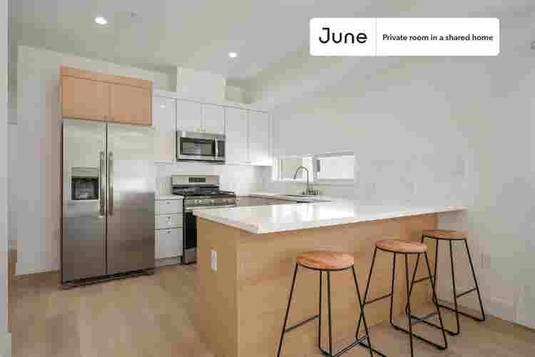5 BR in Los Angeles