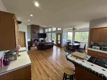 Spacious, Furnished Bedroom Suite
