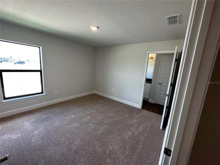 Seeking Roomate. 
(rent+utility)