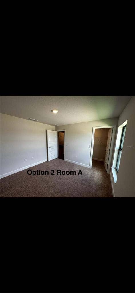 Looking for Roommate(s)