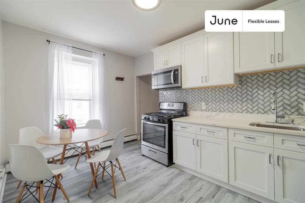 3 BR in Boston