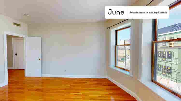 4 BR in Boston