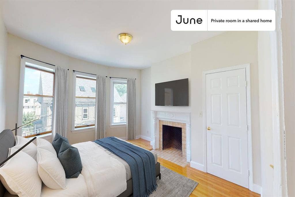 4 BR in Boston