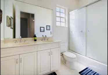 Beautiful Room for rent