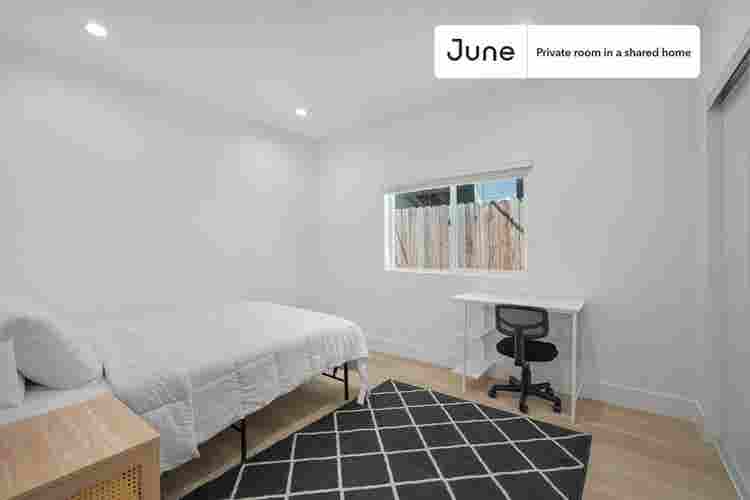 3 BR in Los Angeles