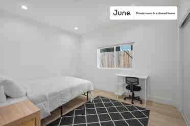 3 BR in Los Angeles