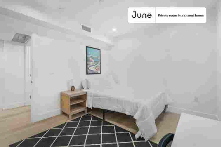3 BR in Los Angeles