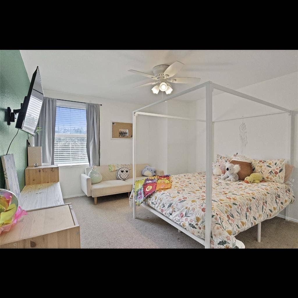 Cozy Home in a Quiet Neighborhood