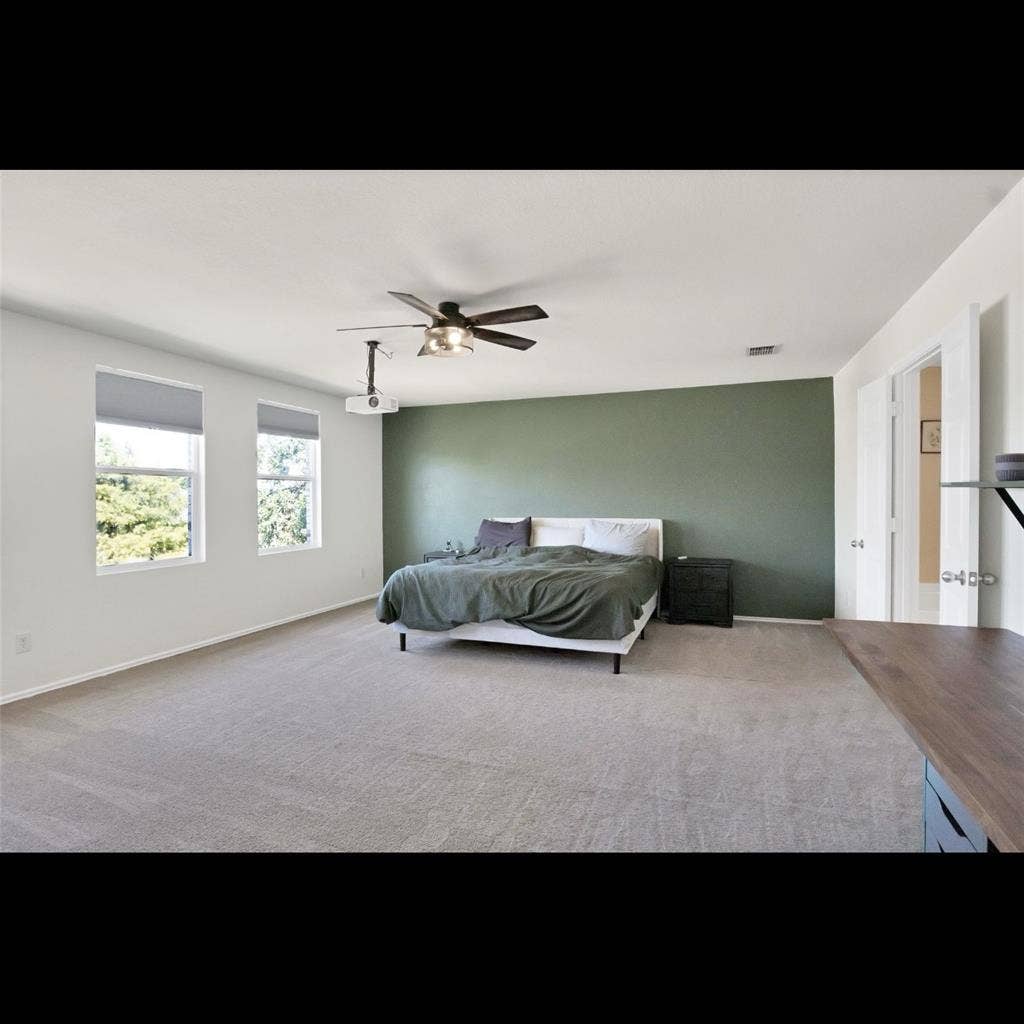 Cozy Home in a Quiet Neighborhood