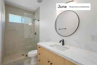 4 BR in Los Angeles
