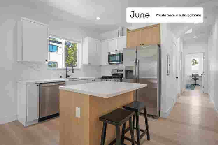 4 BR in Los Angeles