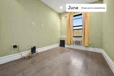 3 BR in New York City