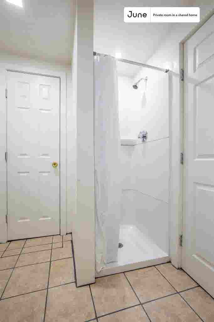 5 BR in Boston